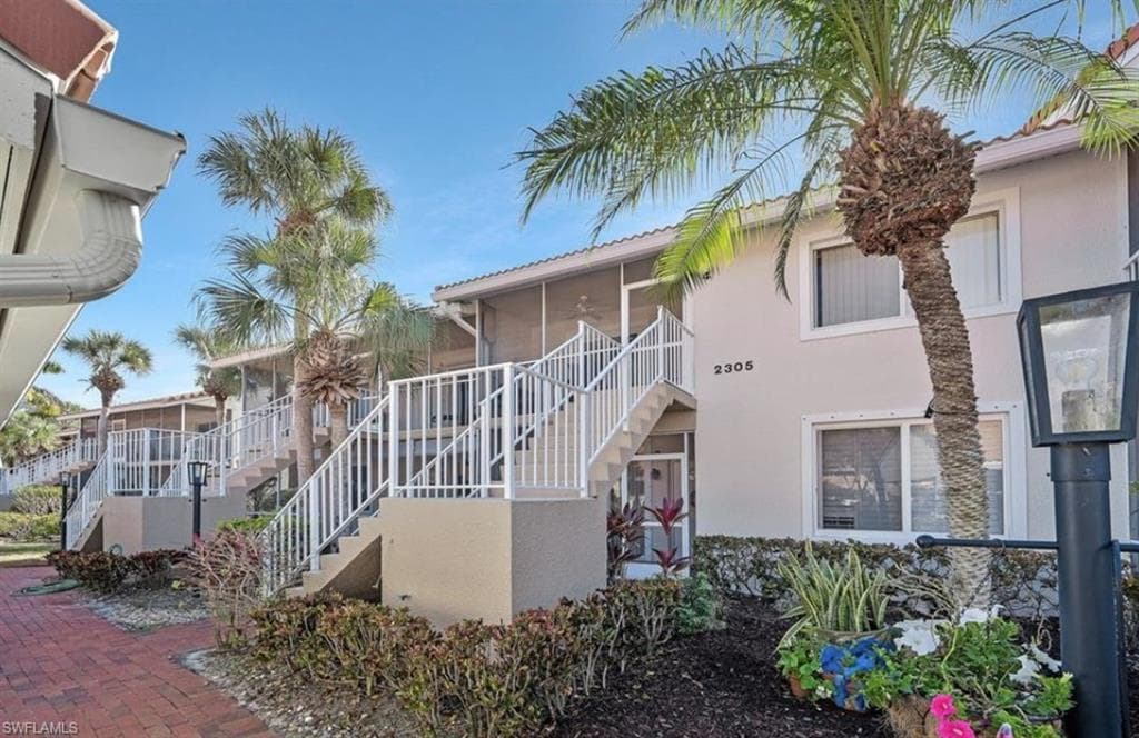 2305 Hidden Lake Dr 3704, Naples, FL 34112-1