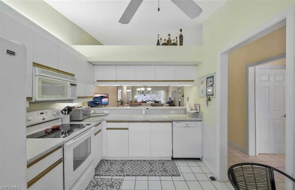 2305 Hidden Lake Dr 3704, Naples, FL 34112-6