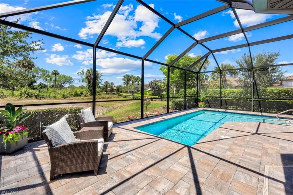 8396 Promoso Ct, Naples, FL 34114-9