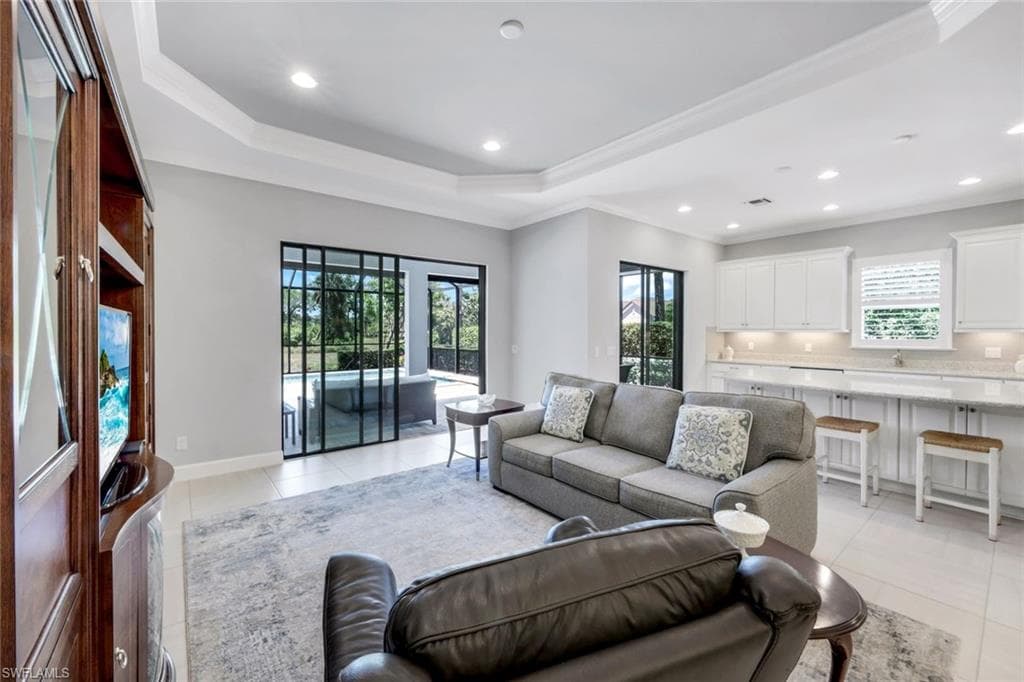 8396 Promoso Ct, Naples, FL 34114-20