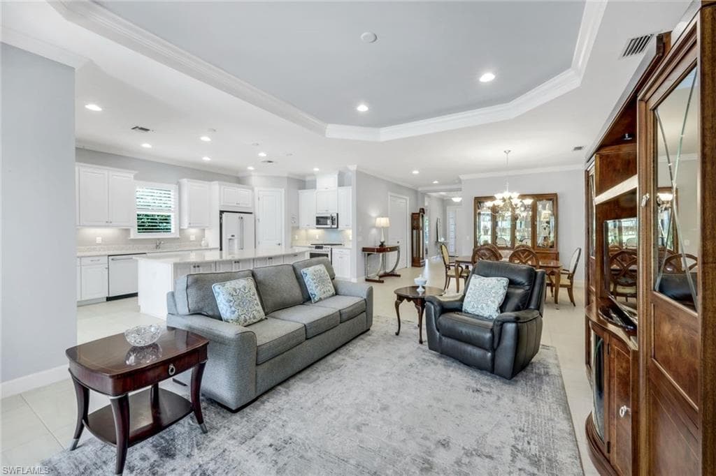 8396 Promoso Ct, Naples, FL 34114-22