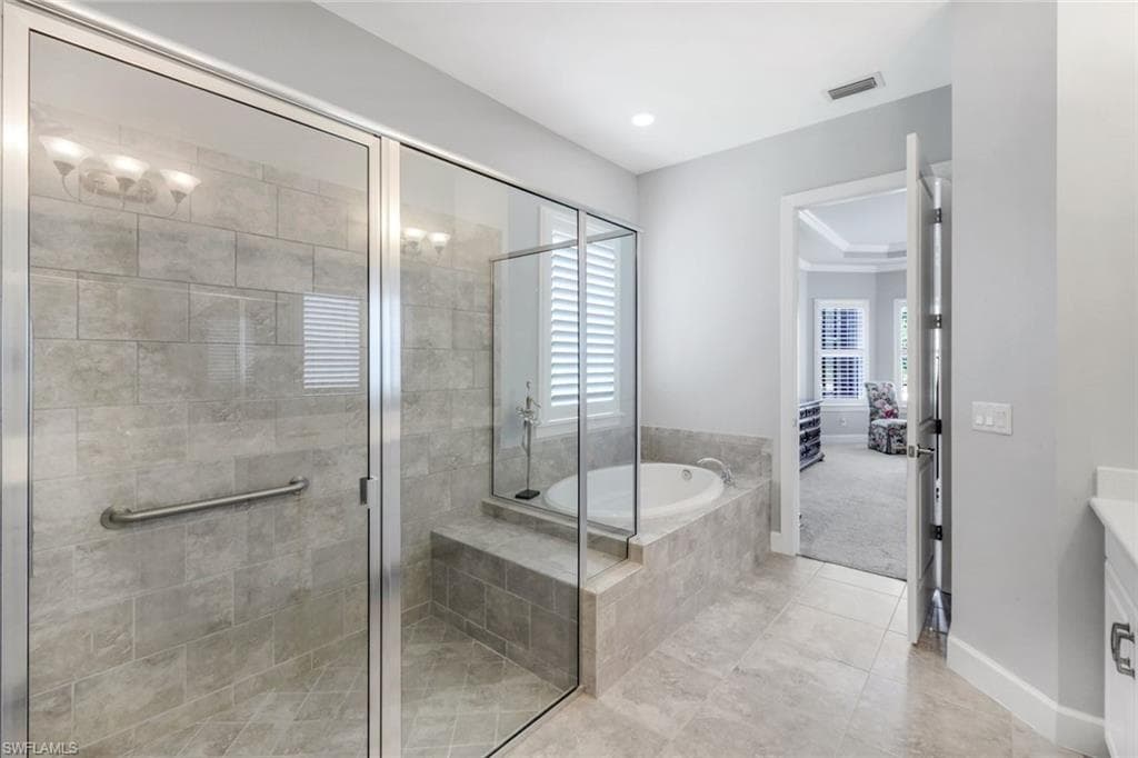 8396 Promoso Ct, Naples, FL 34114-28