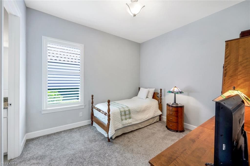 8396 Promoso Ct, Naples, FL 34114-31