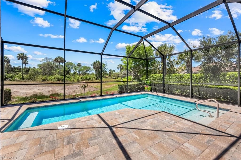8396 Promoso Ct, Naples, FL 34114-6