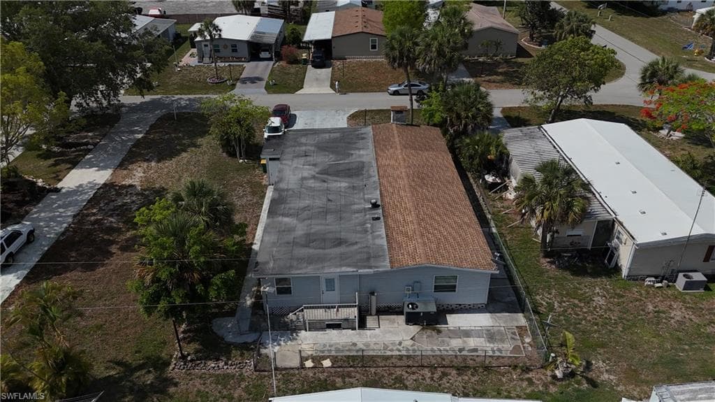 181 Pine Key Ln 29, Naples, FL 34114-4