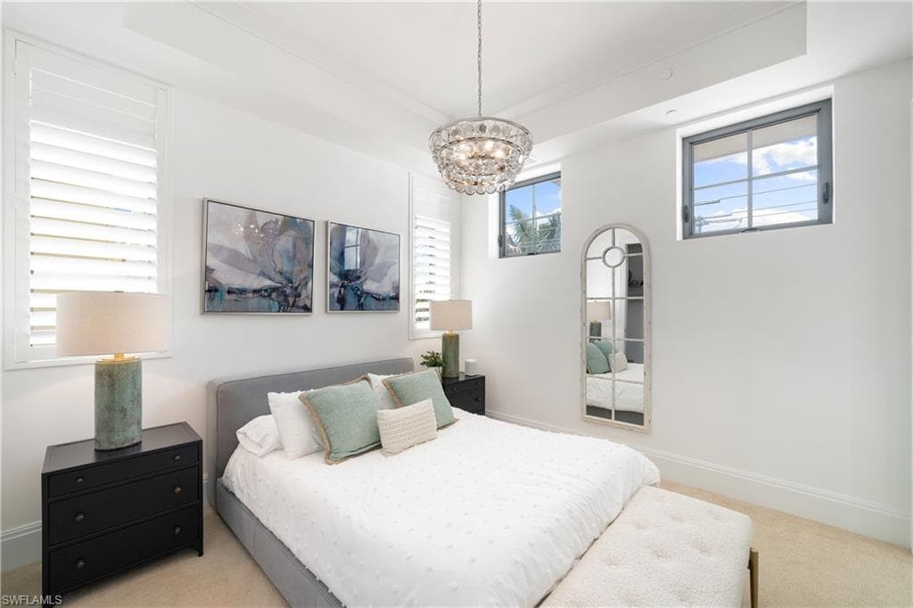 875 6th Ave S 304, Naples, FL 34102-19