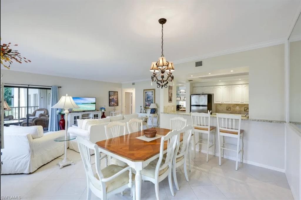 6770 Pelican Bay Blvd 225, Naples, FL 34108-14