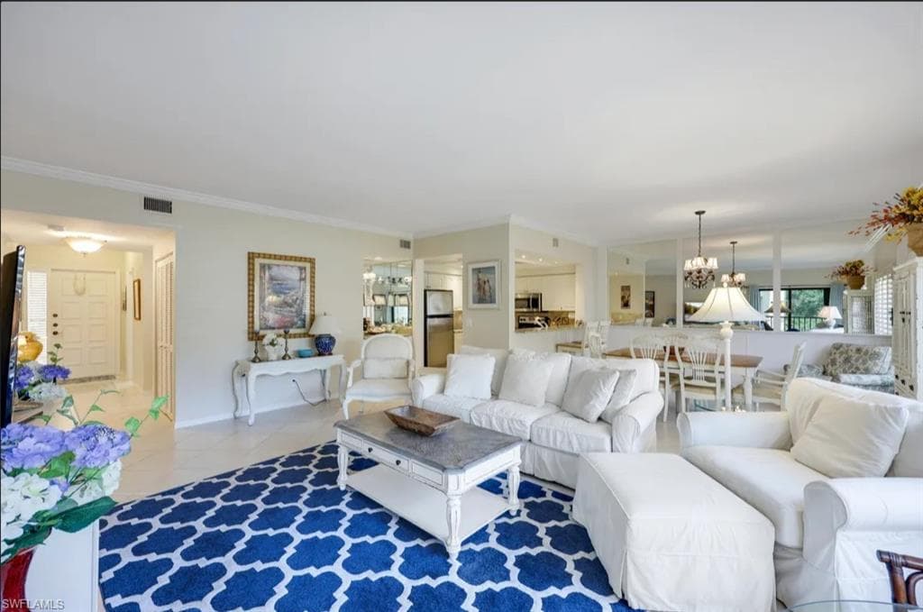 6770 Pelican Bay Blvd 225, Naples, FL 34108-7