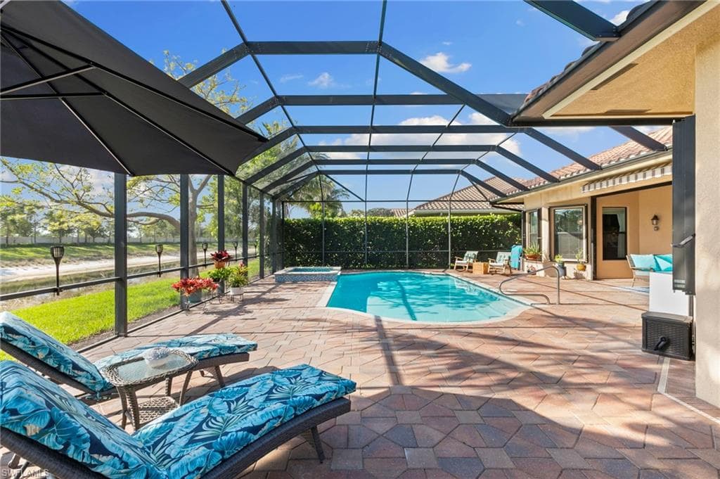 4382 Caldera Cir, Naples, FL 34119-37