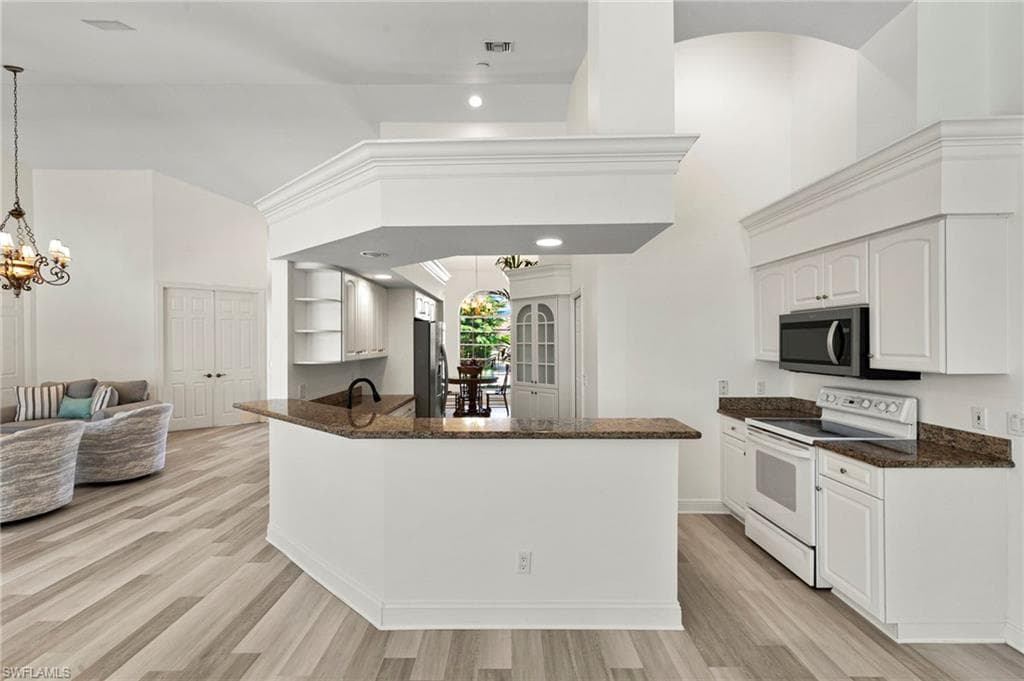 7 Blue Hill Ct, Marco Island, FL 34145-12