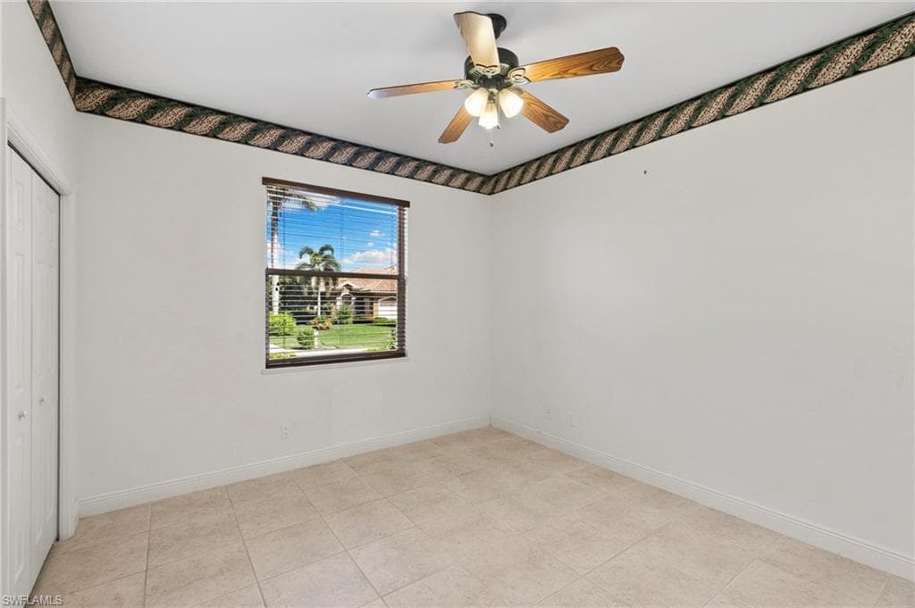 7 Blue Hill Ct, Marco Island, FL 34145-31