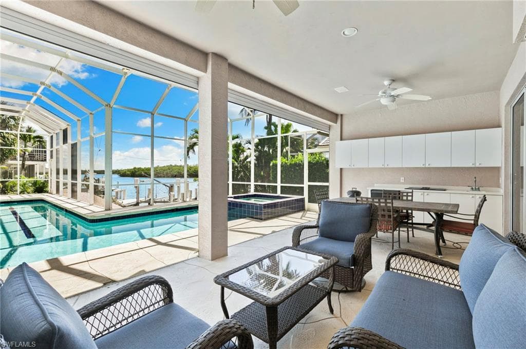 7 Blue Hill Ct, Marco Island, FL 34145-36
