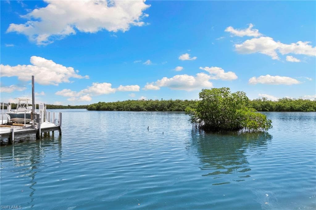 7 Blue Hill Ct, Marco Island, FL 34145-46