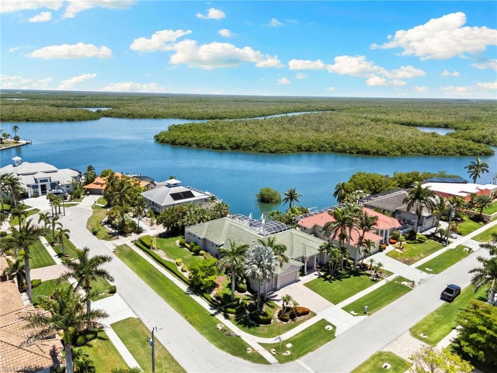 7 Blue Hill Ct, Marco Island, FL 34145-49