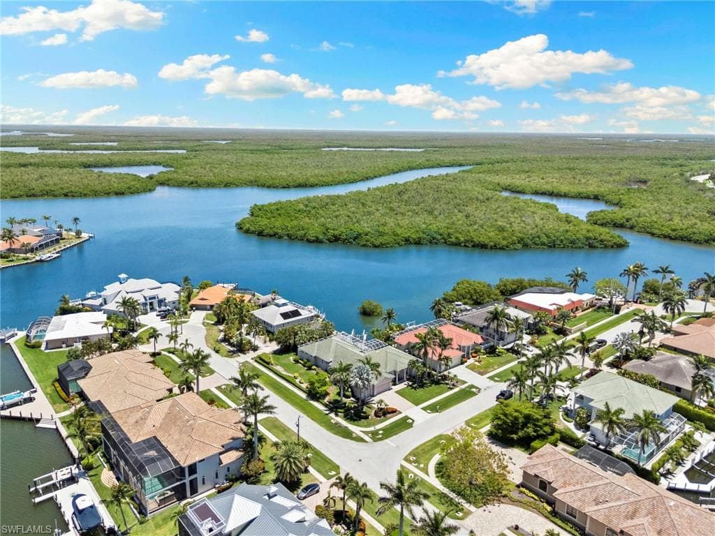 7 Blue Hill Ct, Marco Island, FL 34145-50