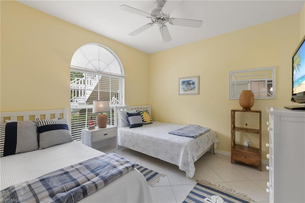 8161 Twelve Oaks Cir 512, Naples, FL 34113-21