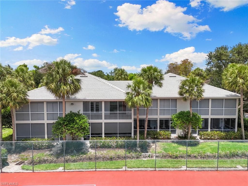 8161 Twelve Oaks Cir 512, Naples, FL 34113-29
