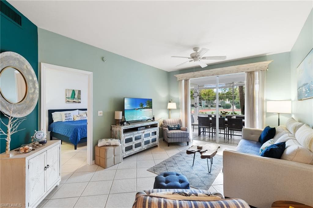 8161 Twelve Oaks Cir 512, Naples, FL 34113-5