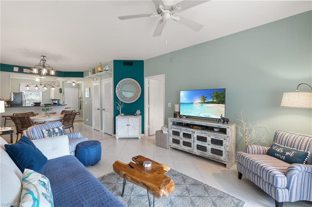8161 Twelve Oaks Cir 512, Naples, FL 34113-7