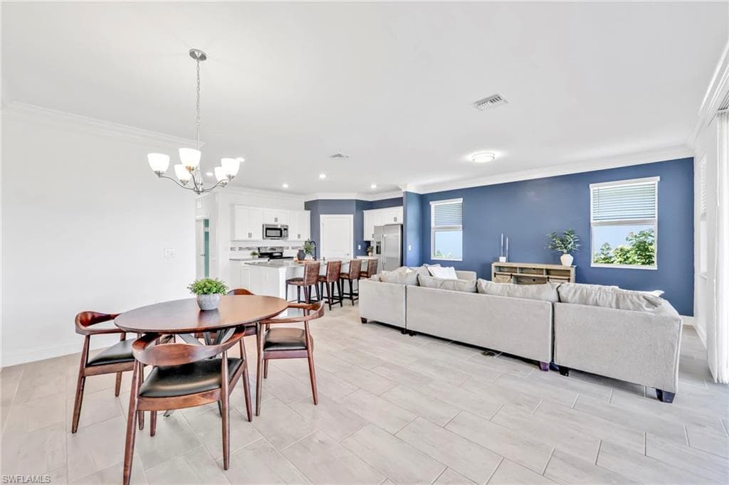 2127 Hamlin St, Naples, FL 34120-11