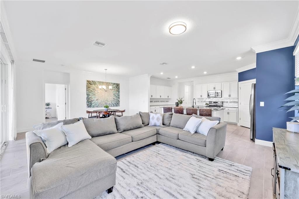 2127 Hamlin St, Naples, FL 34120-15