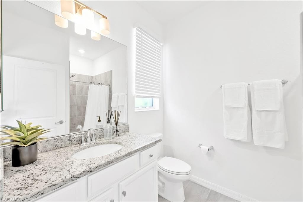 2127 Hamlin St, Naples, FL 34120-30