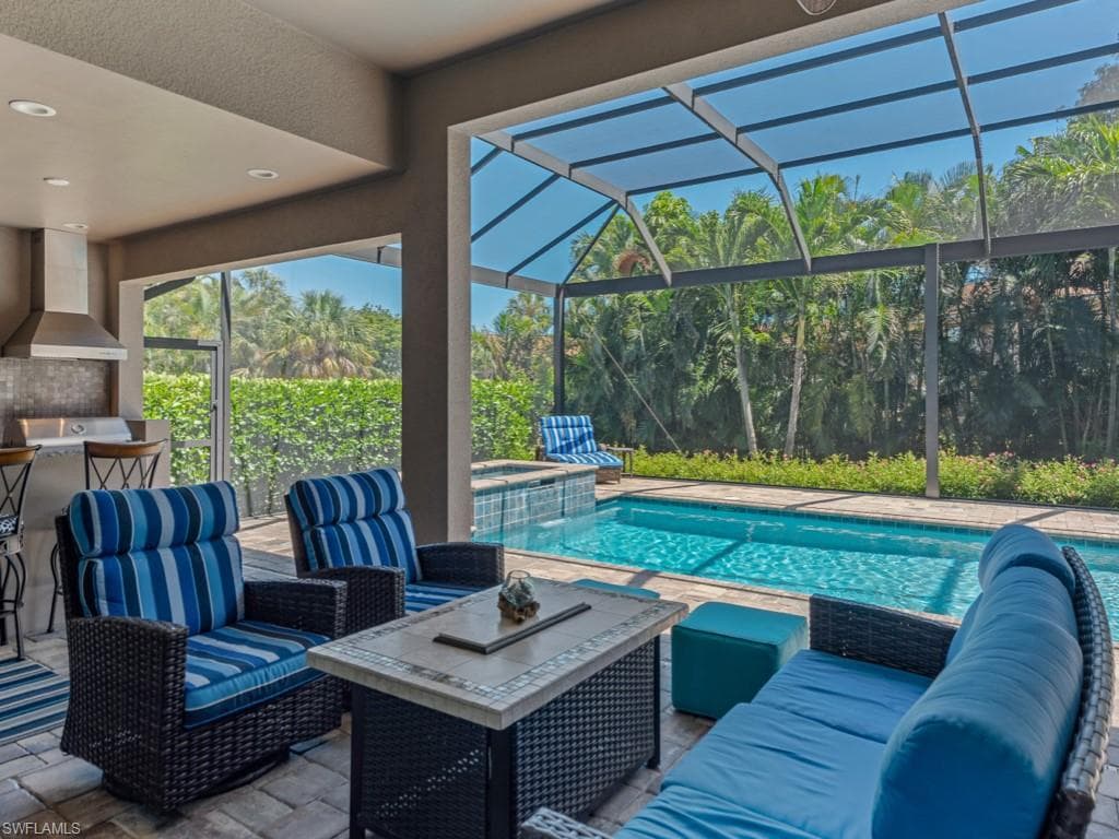 811 Manor Ter, Marco Island, FL 34145-25