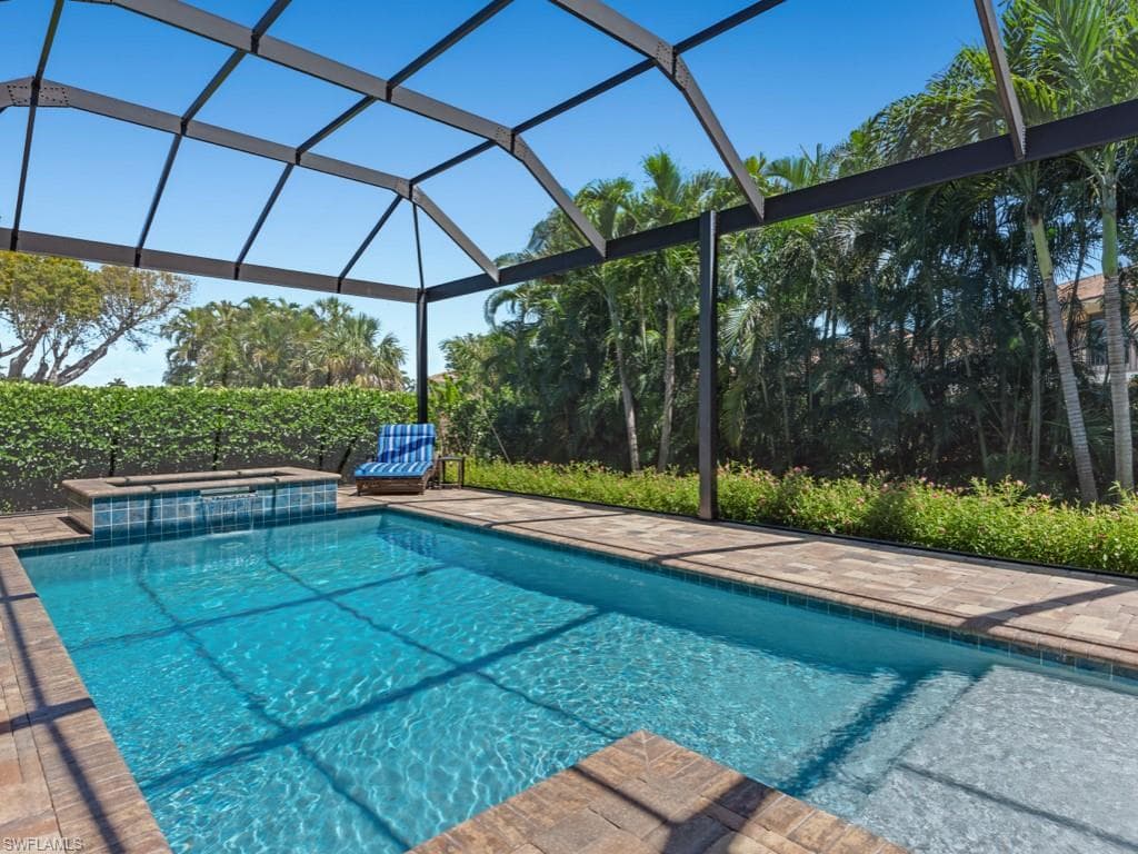 811 Manor Ter, Marco Island, FL 34145-32