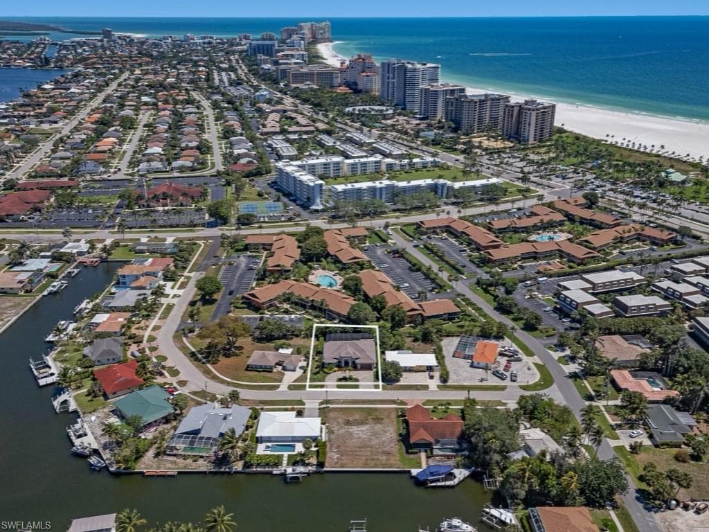 811 Manor Ter, Marco Island, FL 34145-40