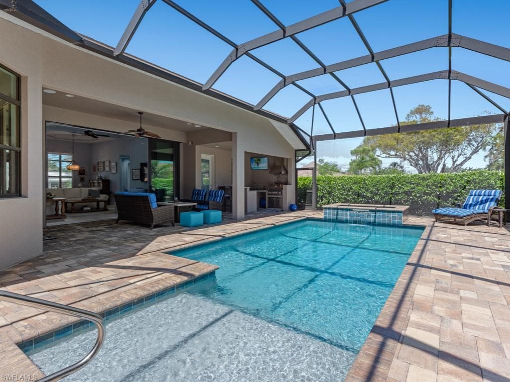 811 Manor Ter, Marco Island, FL 34145-4