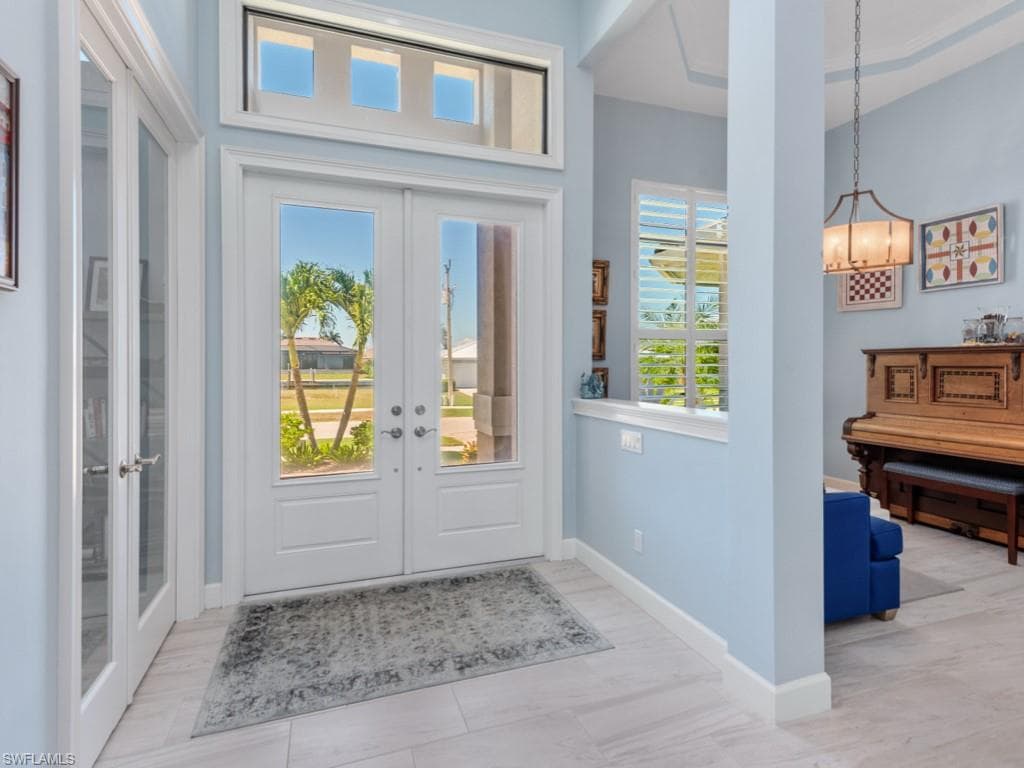811 Manor Ter, Marco Island, FL 34145-5