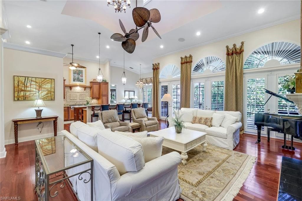 940 Sea Oats Ct, Marco Island, FL 34145-9