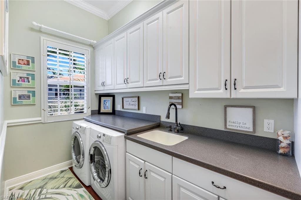 940 Sea Oats Ct, Marco Island, FL 34145-25