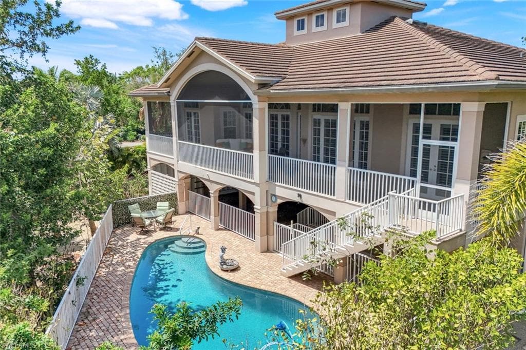 940 Sea Oats Ct, Marco Island, FL 34145-3