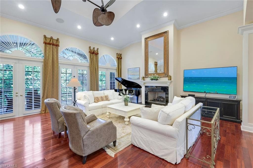 940 Sea Oats Ct, Marco Island, FL 34145-7