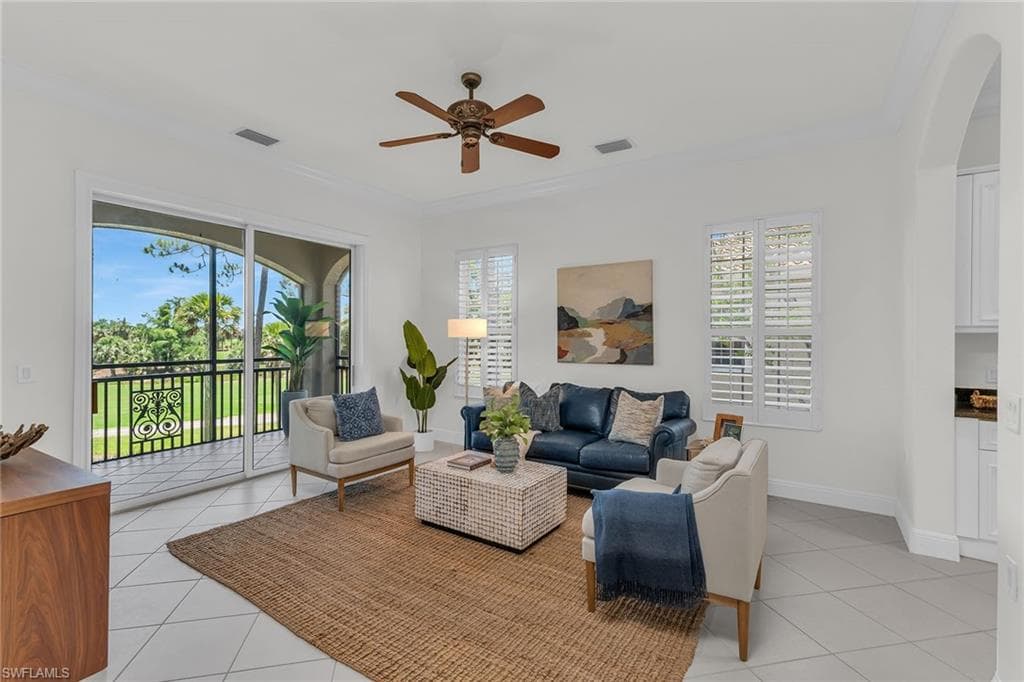 9142 Cherry Oaks Ln 202, Naples, FL 34114-14