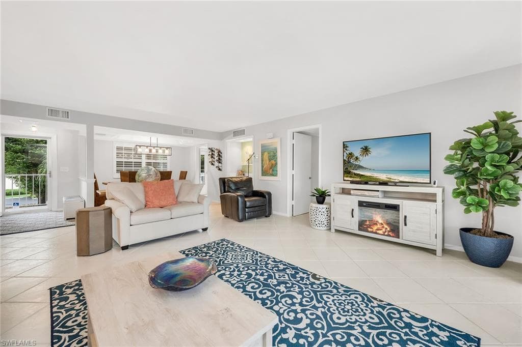 1020 Swallow Ave 102, Marco Island, FL 34145-9