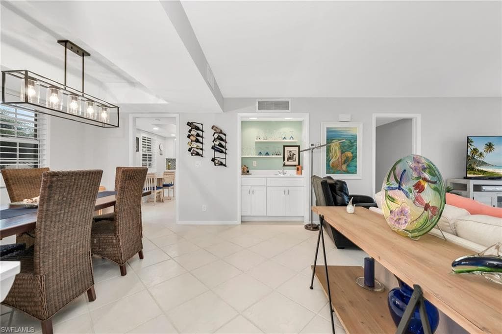 1020 Swallow Ave 102, Marco Island, FL 34145-17