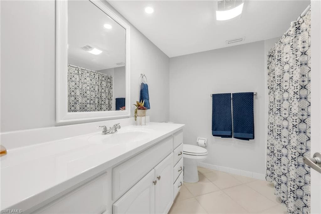 1020 Swallow Ave 102, Marco Island, FL 34145-29