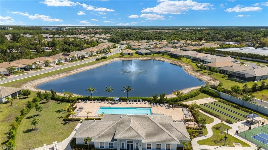 309 Spiaggio Ct, Naples, FL 34114-26