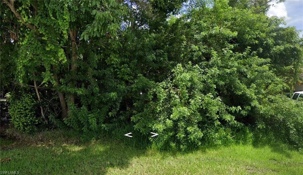 3045 Woodside Ave, Naples, FL 34112-3