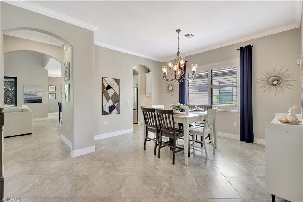 2102 Antigua Ln, Naples, FL 34120-14