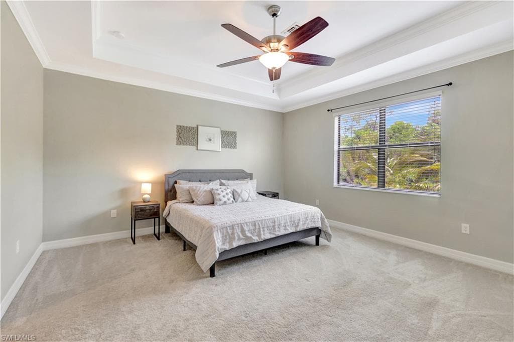 2102 Antigua Ln, Naples, FL 34120-19
