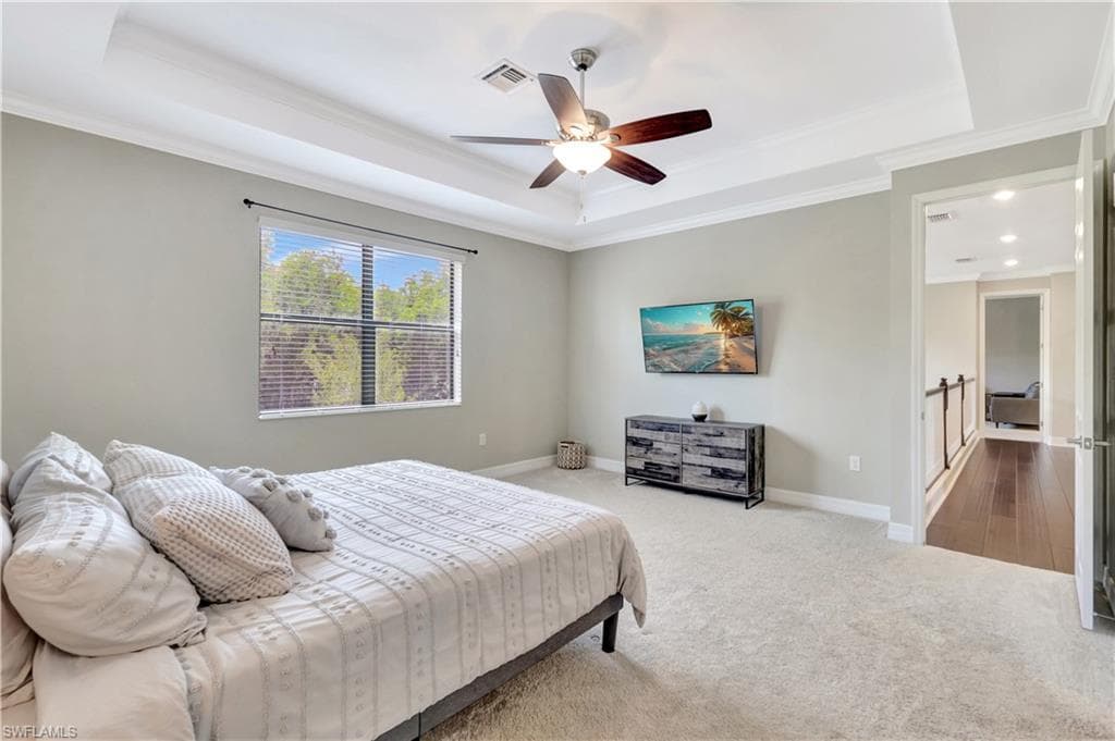 2102 Antigua Ln, Naples, FL 34120-20