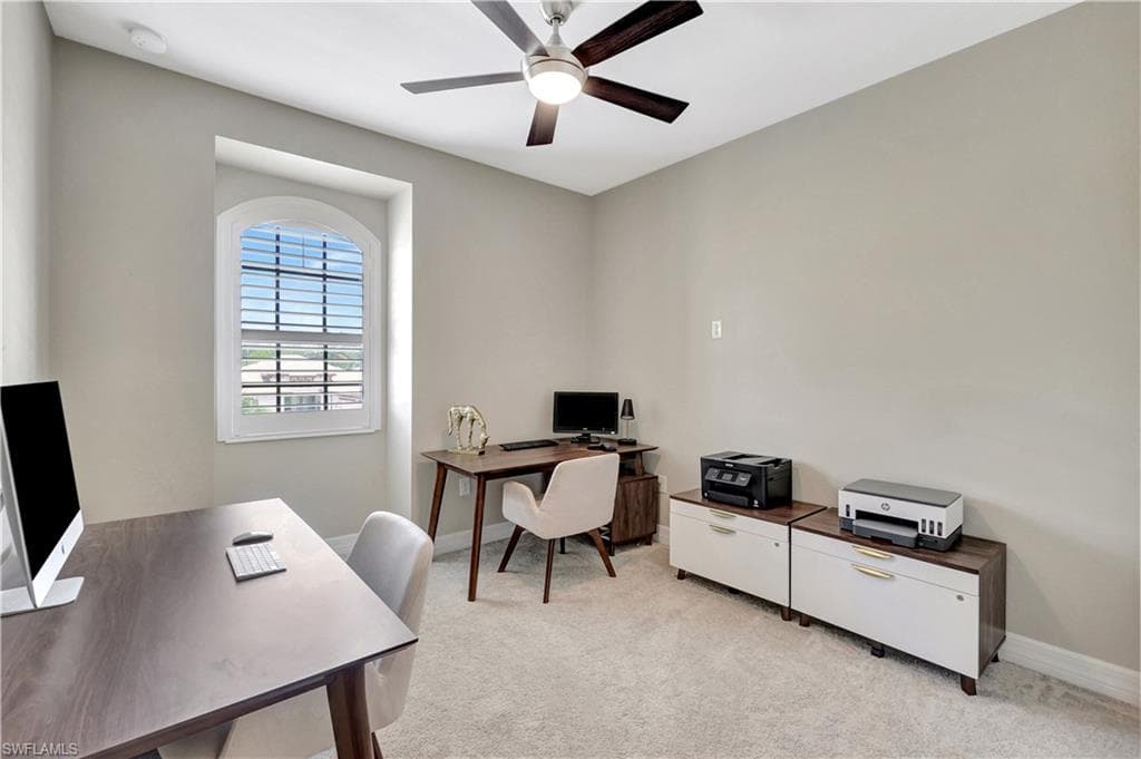 2102 Antigua Ln, Naples, FL 34120-25