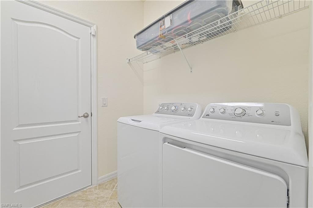 11937 Silver Cobblestone Way, Fort Myers, FL 33913-36