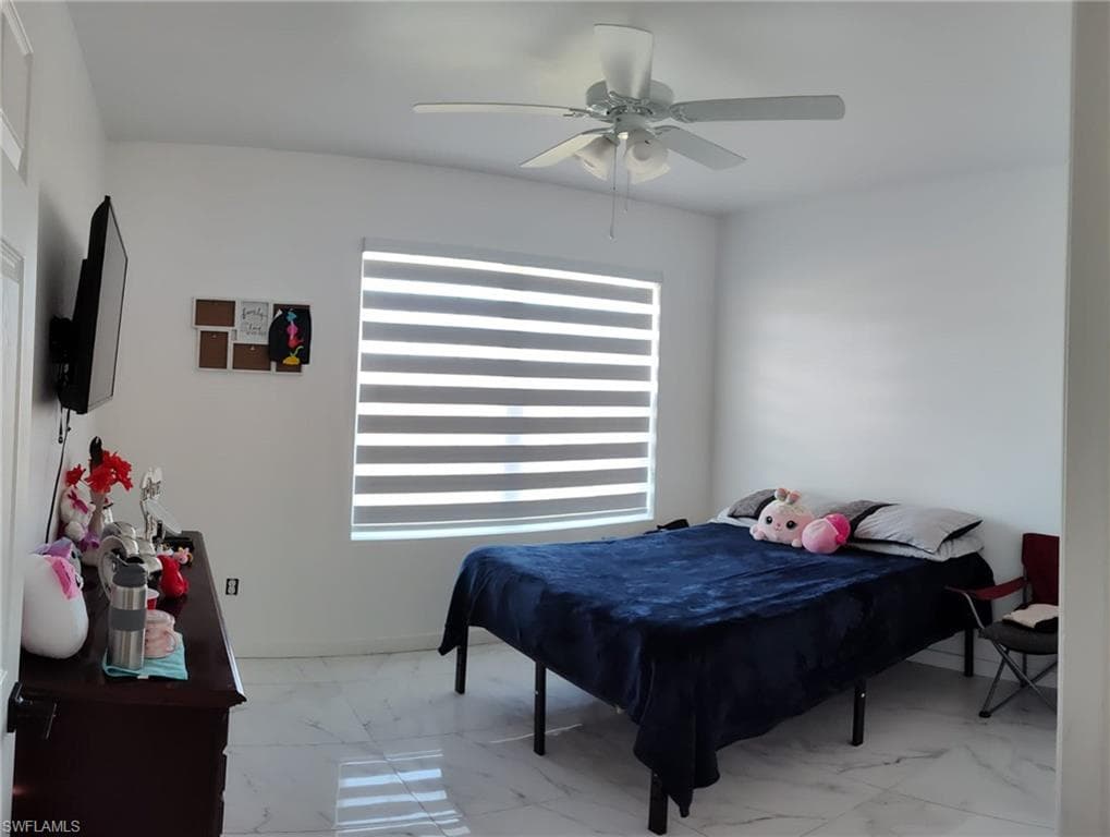 2709 4th Pl, Cape Coral, FL 33914-9