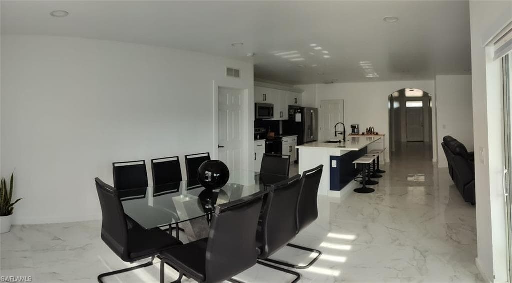 2709 4th Pl, Cape Coral, FL 33914-15