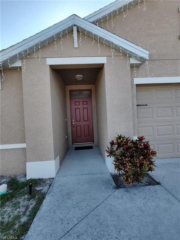 2709 4th Pl, Cape Coral, FL 33914-4