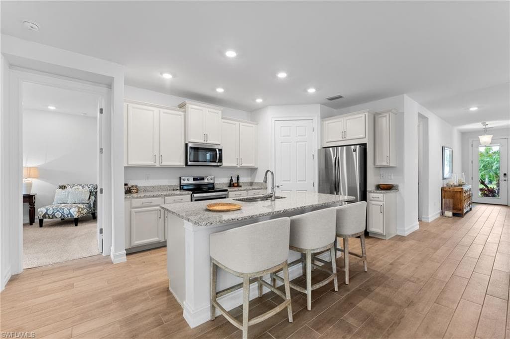 16523 Crescent Beach Way, Bonita Springs, FL 34135-7